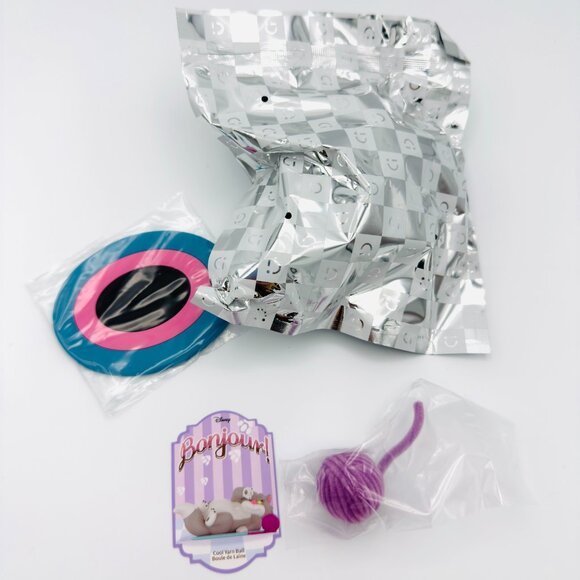 3764 POPMART BLIND FIGURE FLUFFY CAT FIGURINE COLLECTIBLE - Picture 2 of 3